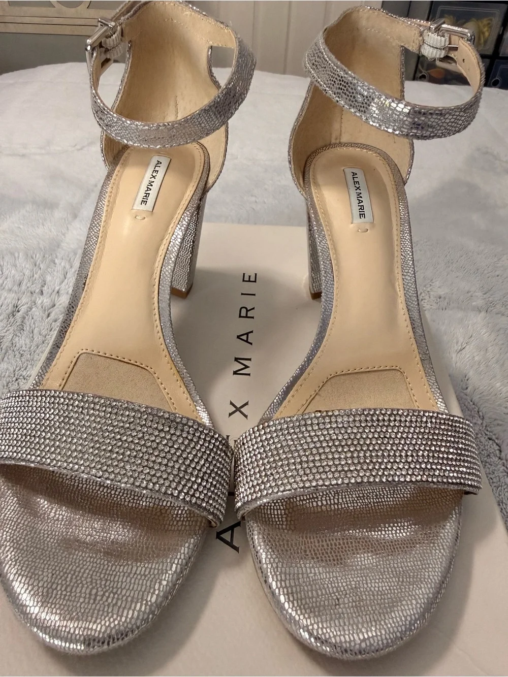 Alex Marie Halmartwo Silver Rhinestone Block Heel Sandals 7.5 Wide